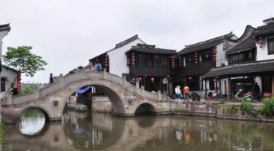 切错号多离谱?张佳宁夸自己?唐嫣背刺杨幂工作室称被盗号,周一围身材被嘲
